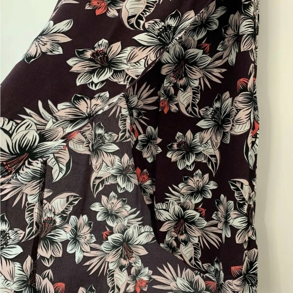 M&S Sustainable Viscose Grape Mix Floral Size 8 Faux Wrap Midi Skirt - Picture 2 of 4